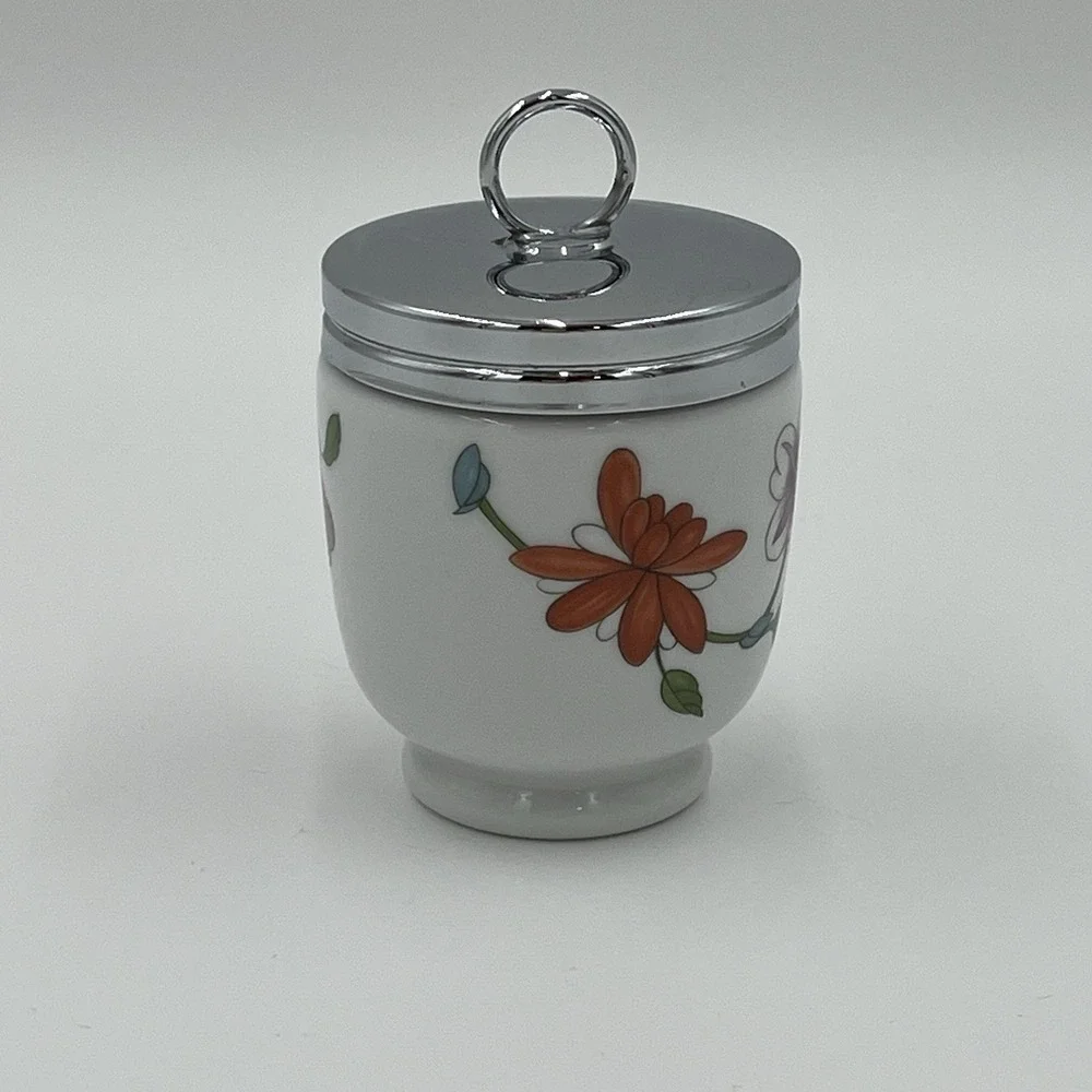 Vintage Royal‎ Worcester porcelain egg coddler-England Floral Dinning